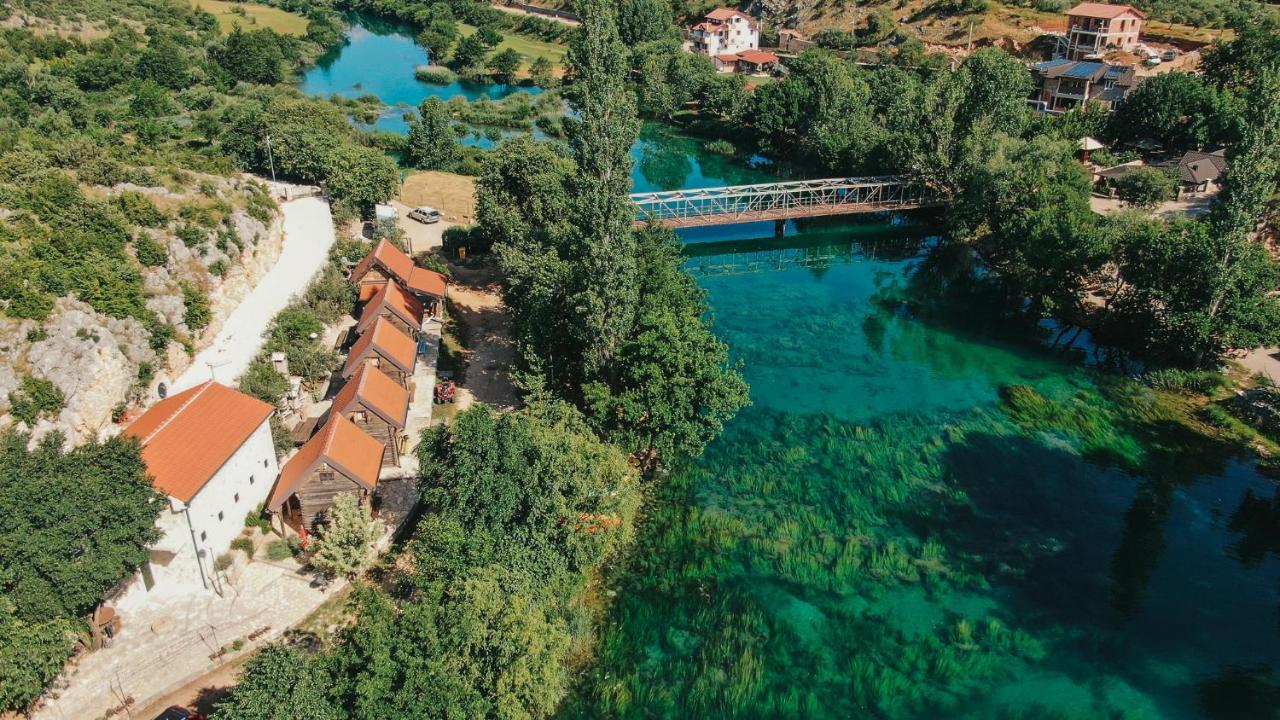 River Huts Zrmanja أوبروفاتش المظهر الخارجي الصورة